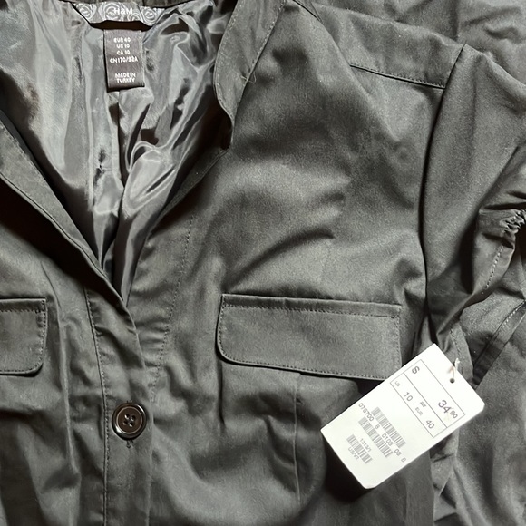 NWT black belted dress from H&M - Picture 3 of 3